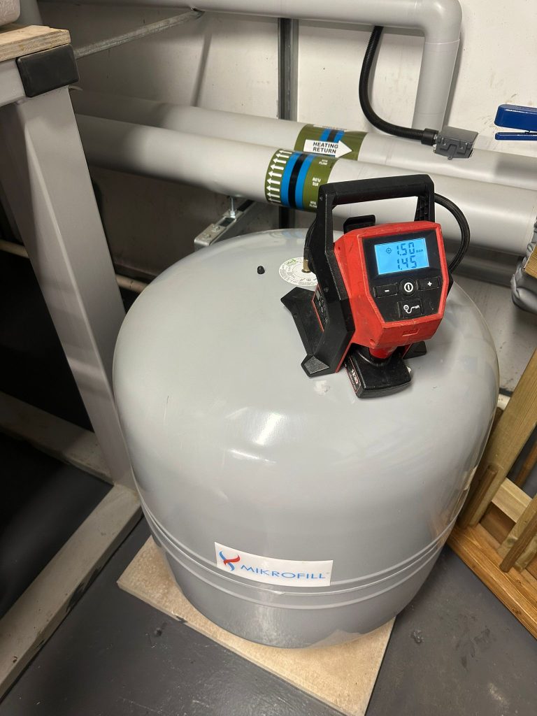 Pressurisation Unit and Expansion Vessel Service