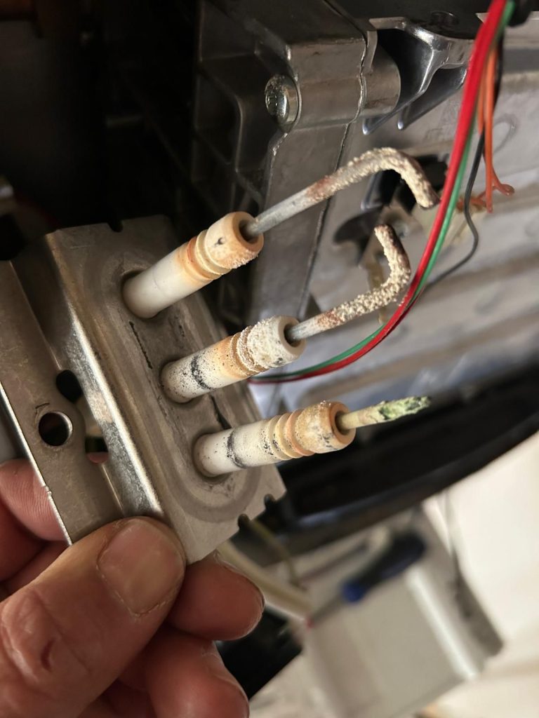 Worcester Boiler Heat Exchanger Clean and Electrode Replacement