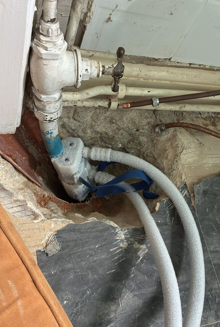 Cold water main fix