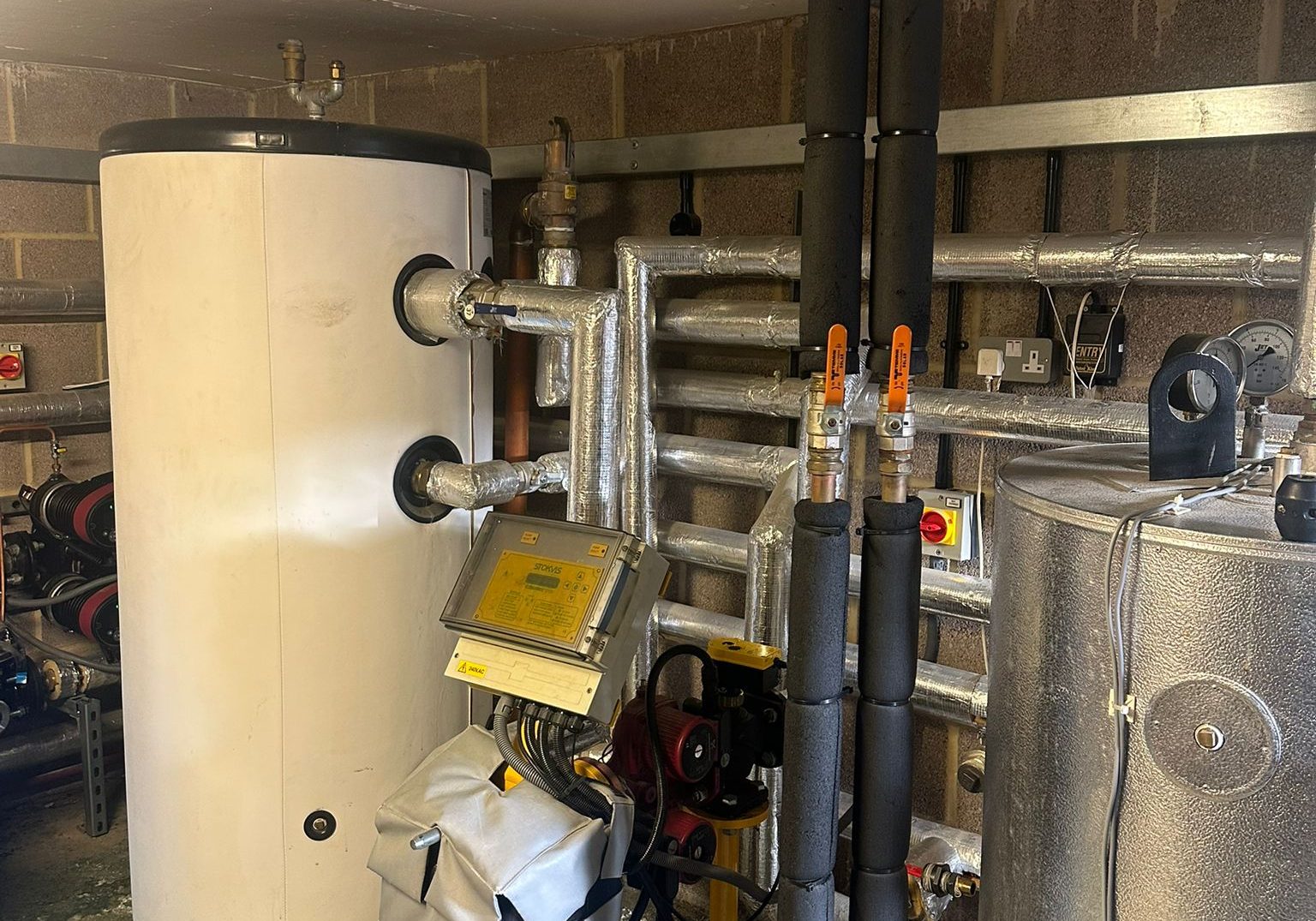 Commercial Heating System Maintenance Reading